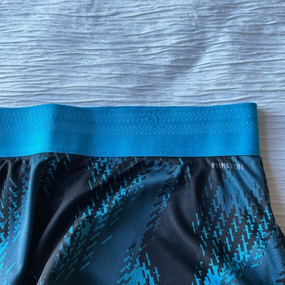 Adidas Women’s Tennis Primeblue Printed Match Skirt - Picture 10 of 10